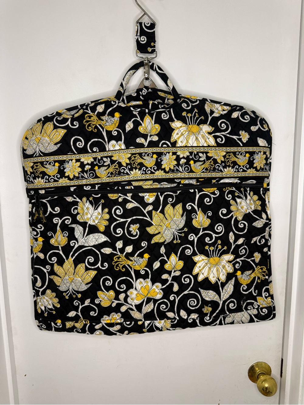 NWOT Vera Bradley Garment Bag - Yellow Bord - Picture 4 of 5